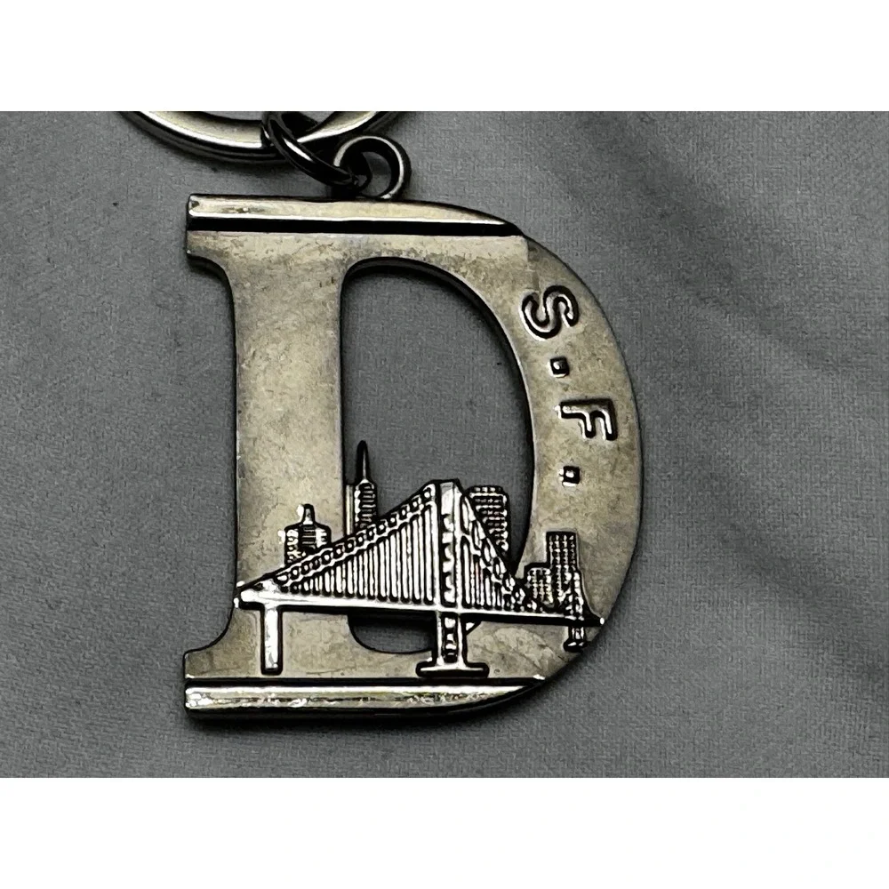 HPL Productions San Francisco Letter D Keychain Silver Tone Skyline S.F. Vintage